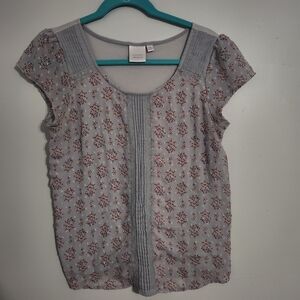 LC Lauren Conrad Gray Blouse with Red Floral Pattern, size M